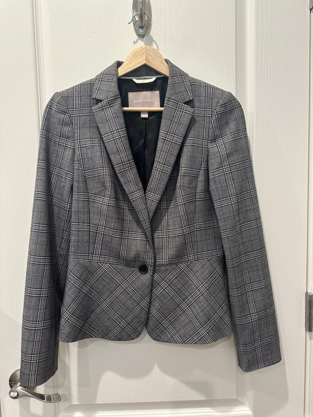 Banana Republic Gray Plaid Single-Button Blazer